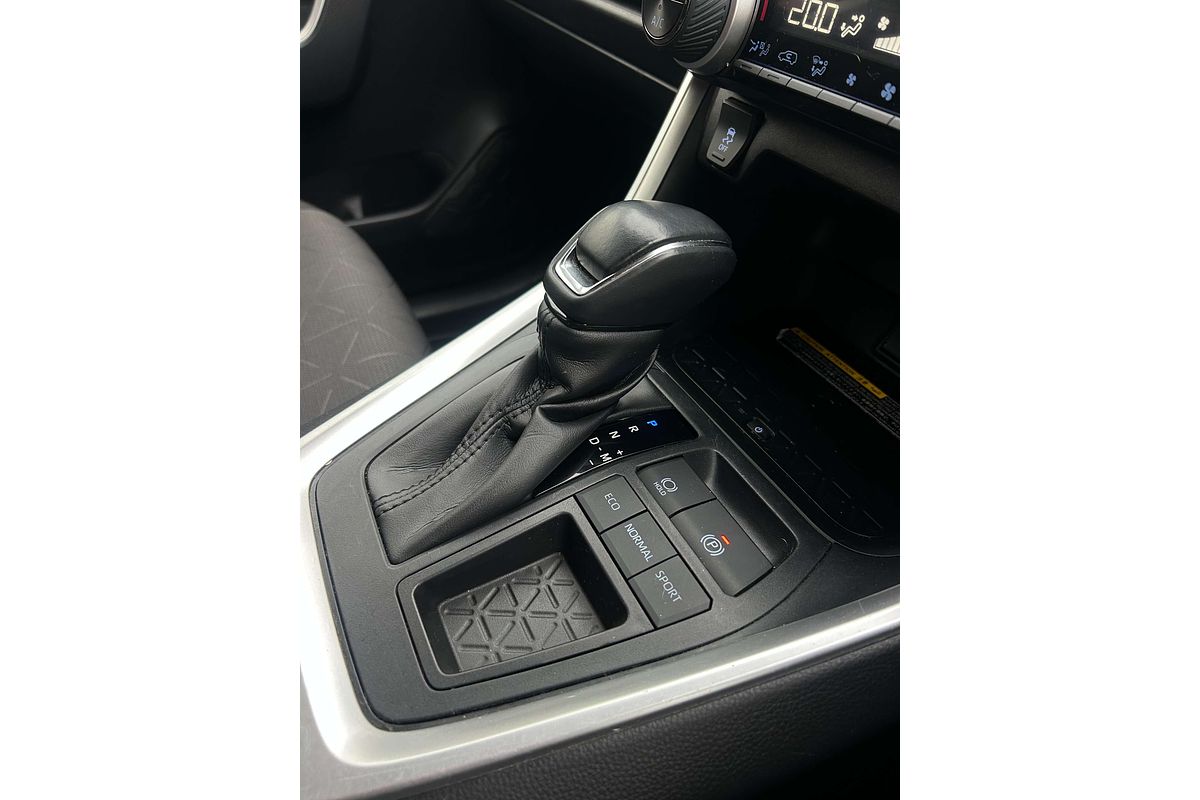 2021 Toyota RAV4 GXL MXAA52R