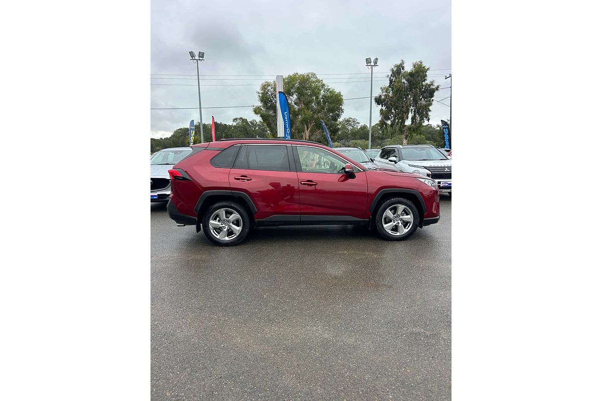 2021 Toyota RAV4 GXL MXAA52R