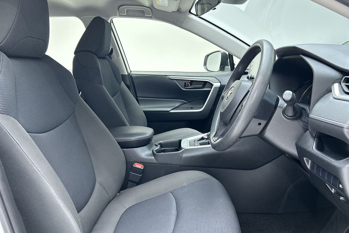 2020 Toyota RAV4 GX AXAH52R