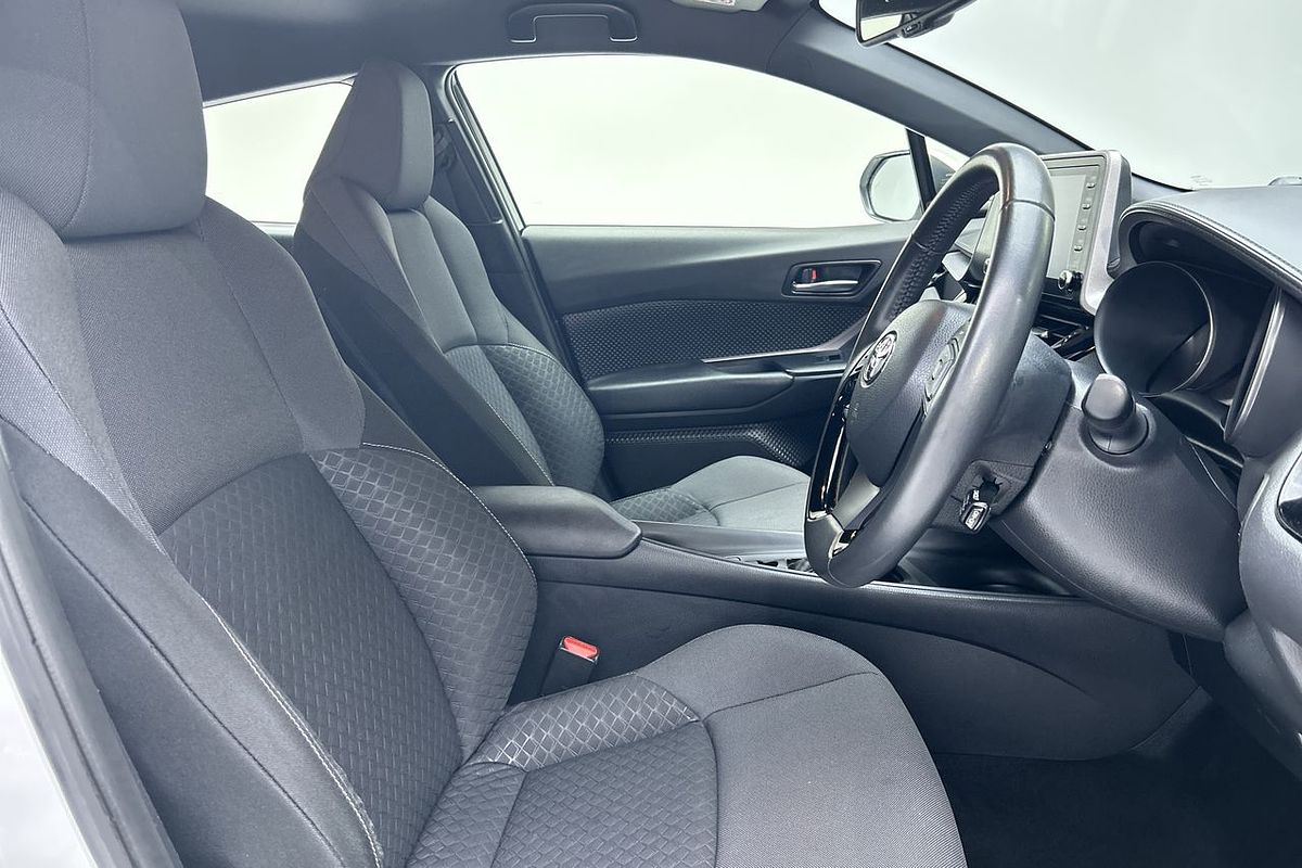 2023 Toyota C-HR GXL NGX10R