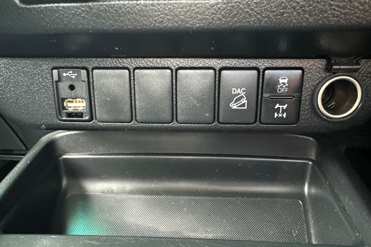 2021 Toyota Hilux SR GUN126R 4X4