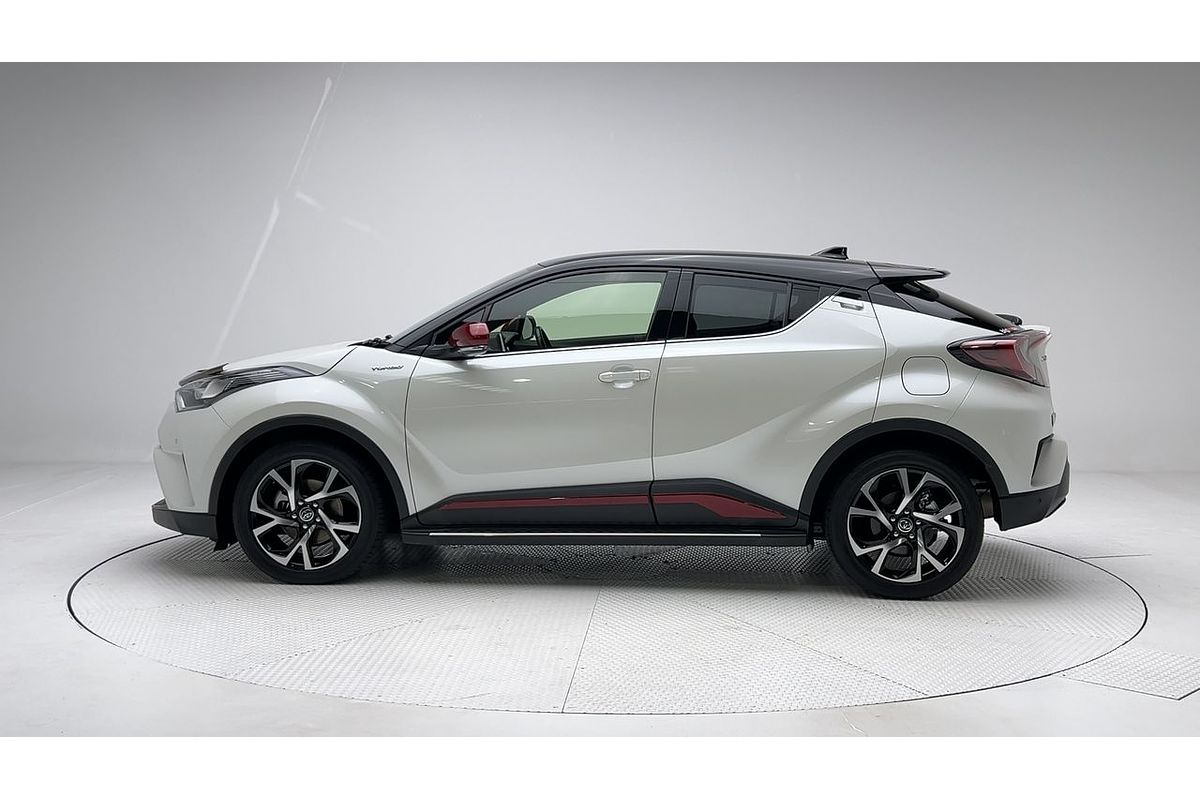 2017 Toyota C-HR Koba NGX50R