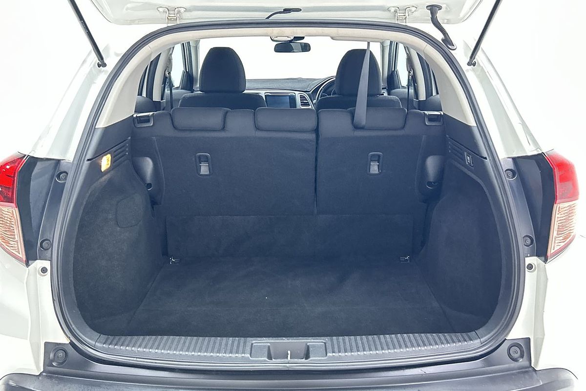 2016 Honda HR-V VTi-S
