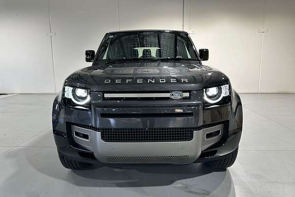 2025 Land Rover Defender 130 D350 X-Dynamic SE L663