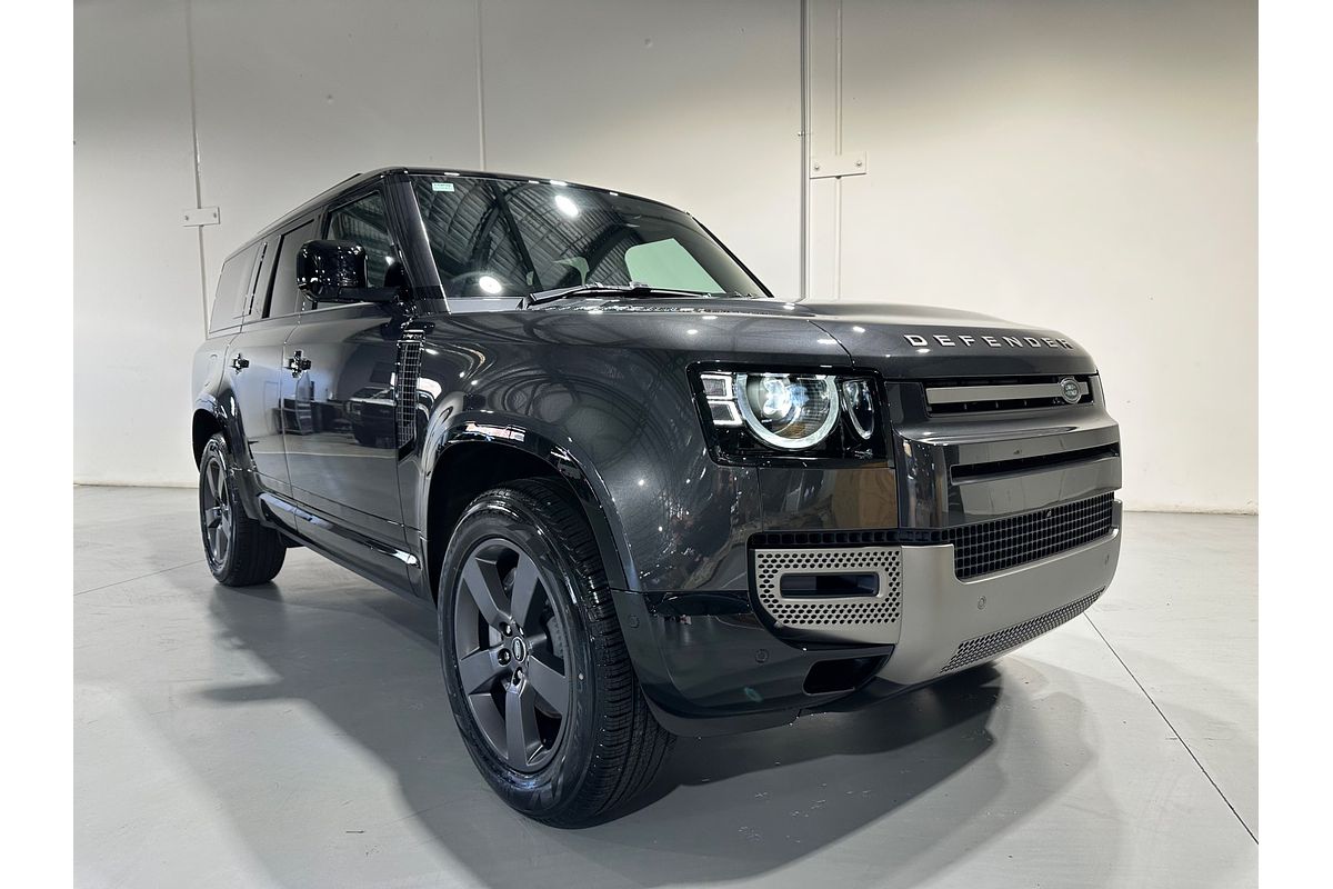 2025 Land Rover Defender 130 D350 X-Dynamic SE L663