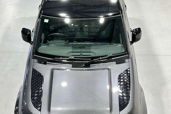 2025 Land Rover Defender 130 D350 X-Dynamic SE L663