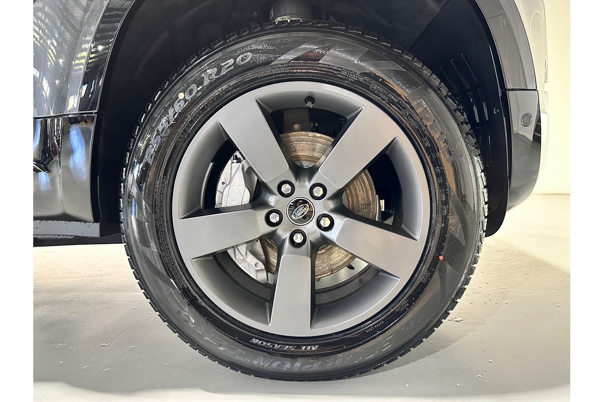 2025 Land Rover Defender 130 D350 X-Dynamic SE L663