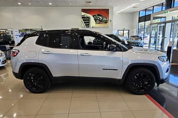 2022 Jeep Compass Night Eagle M6