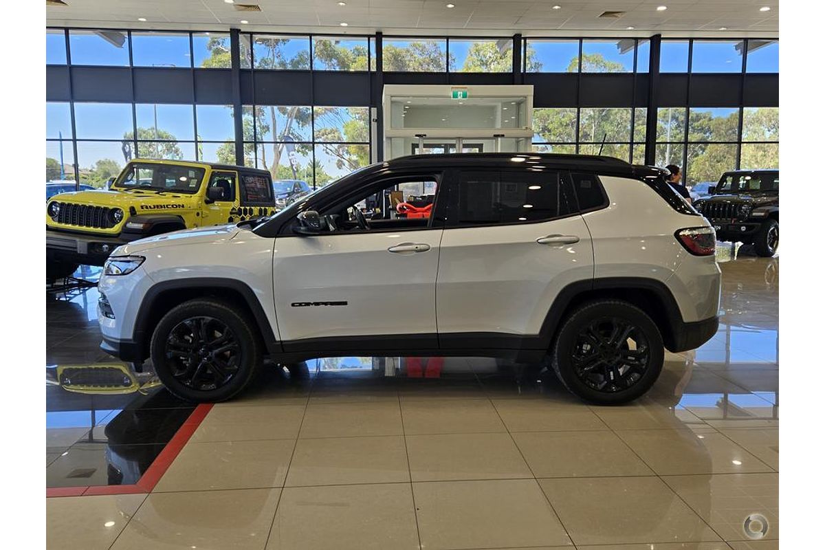 2022 Jeep Compass Night Eagle M6