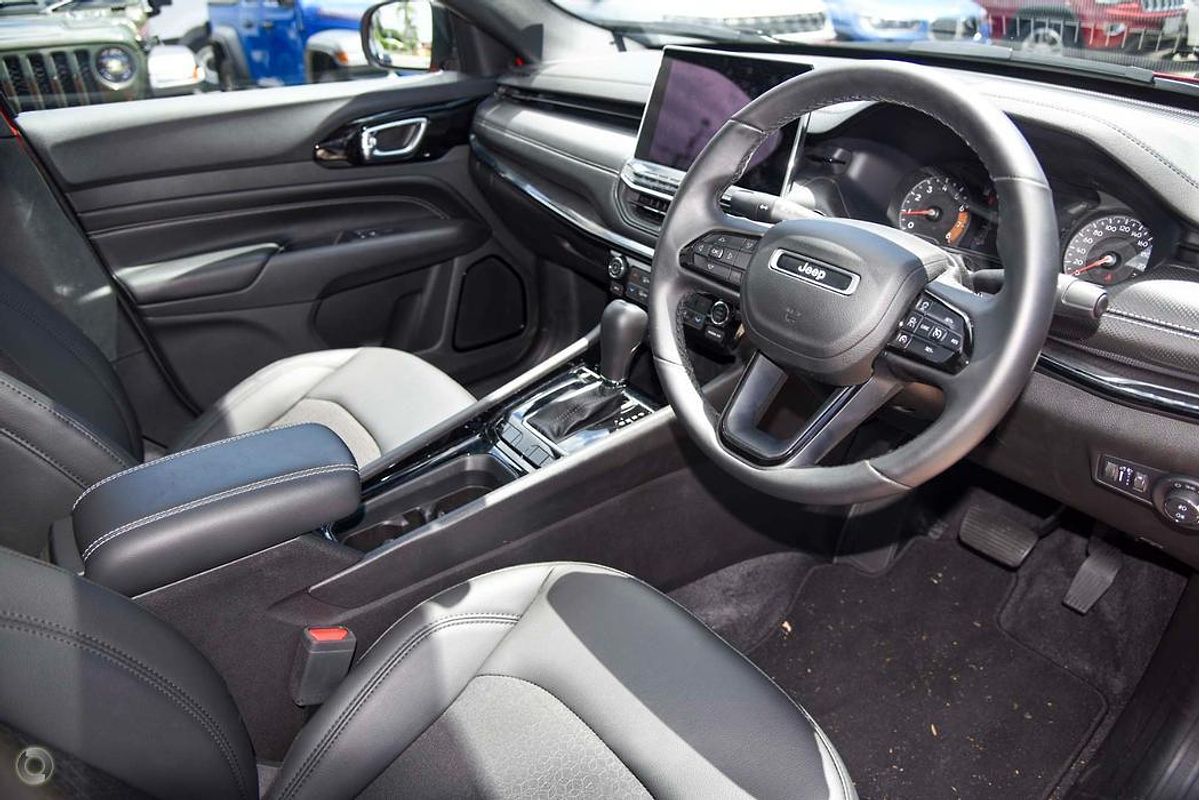 2022 Jeep Compass Night Eagle M6