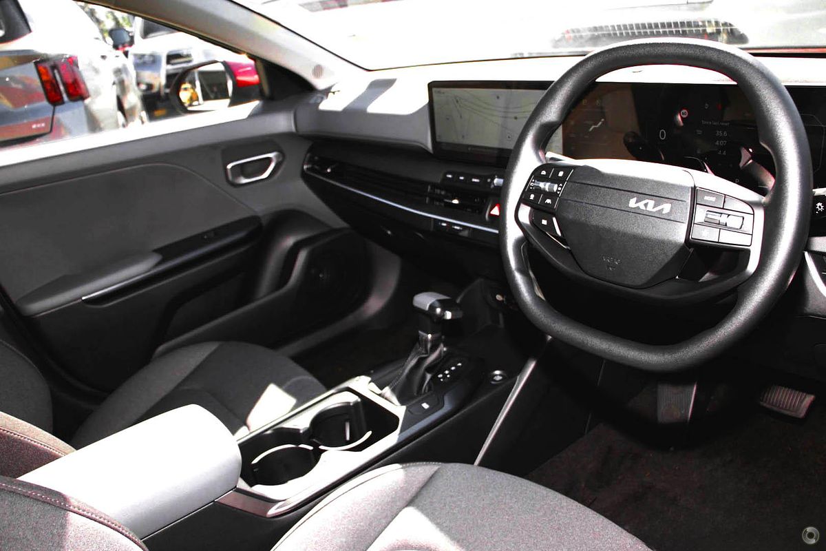 2025 Kia K4 Sport CL4m