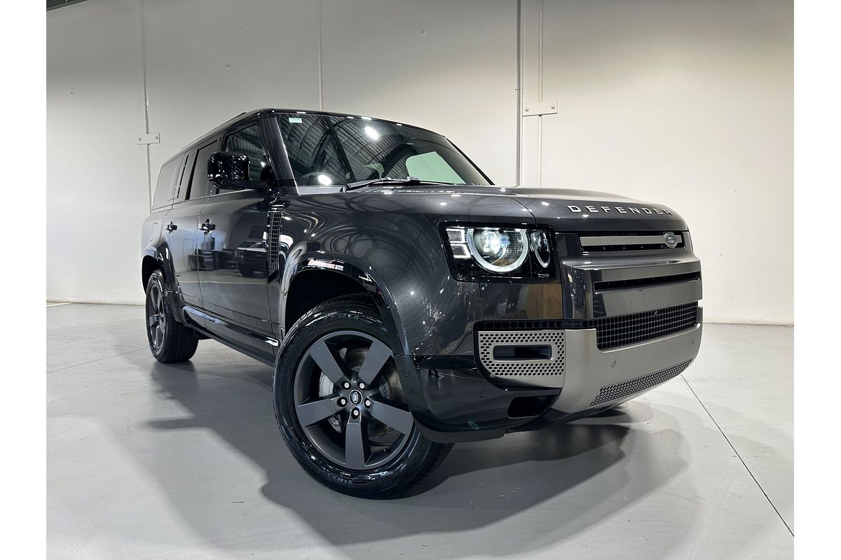 2025 Land Rover Defender 130 D350 X-Dynamic SE L663
