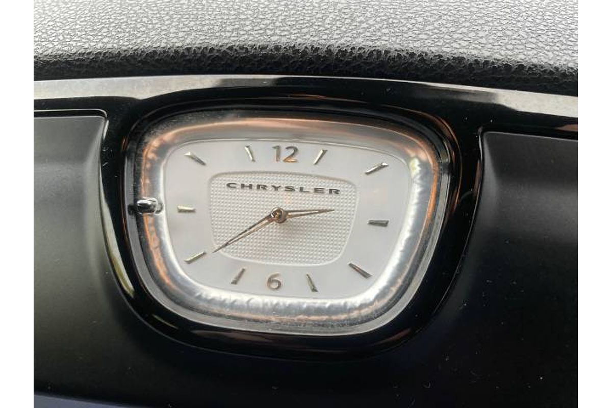 2013 Chrysler 300 SRT-8 Core LX