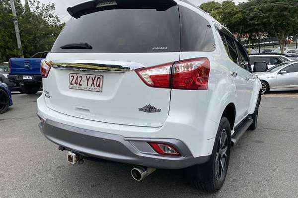2019 Isuzu MU-X LS-T