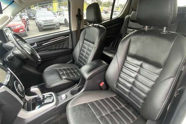 2019 Isuzu MU-X LS-T