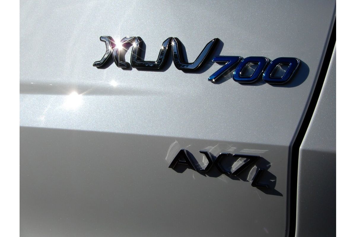 2025 Mahindra XUV700 AX7L MY25