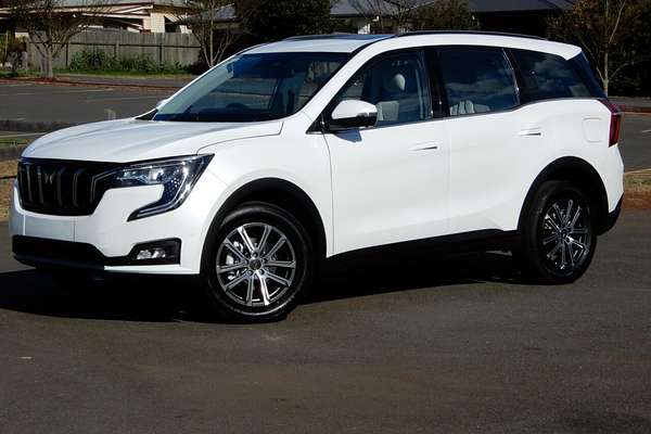 2025 Mahindra XUV700 AX7L MY25