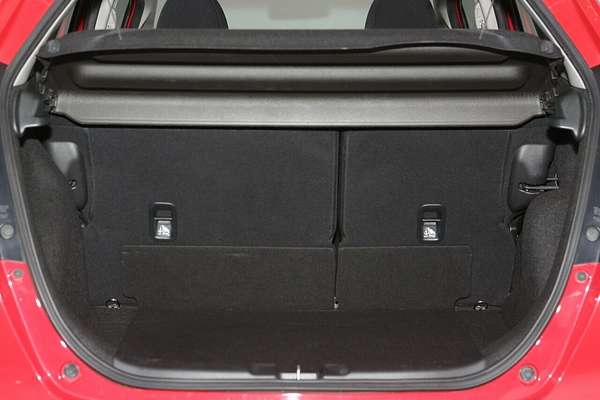 2014 Honda Jazz VTi-S GF
