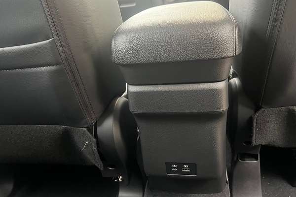 2025 Mitsubishi ASX Exceed XD