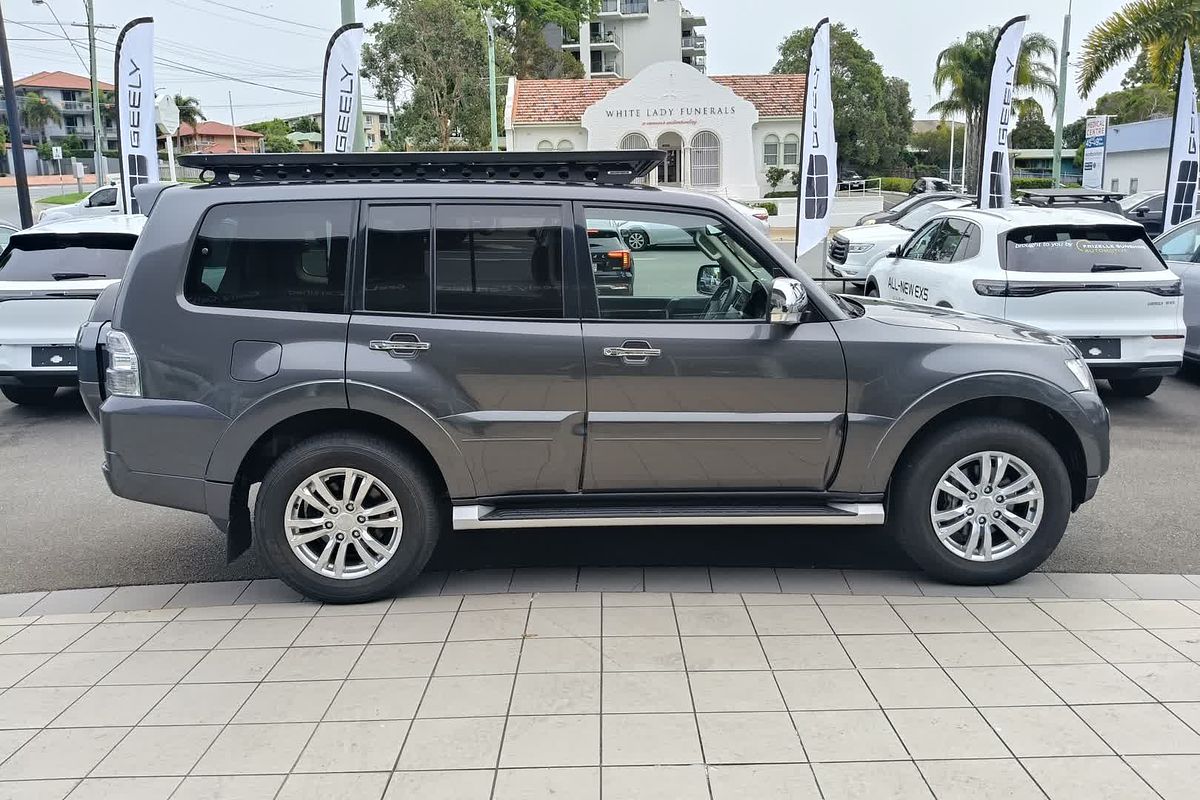 2017 Mitsubishi Pajero GLX NX