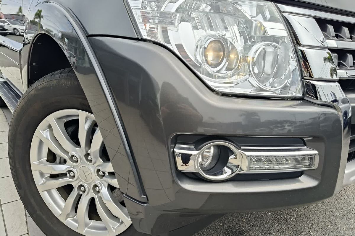 2017 Mitsubishi Pajero GLX NX