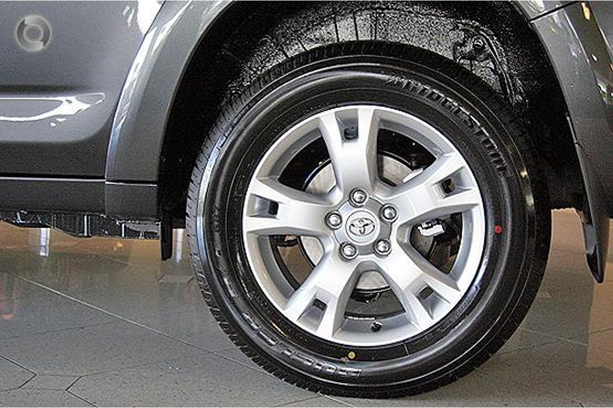 2011 Toyota RAV4 Cruiser ACA33R