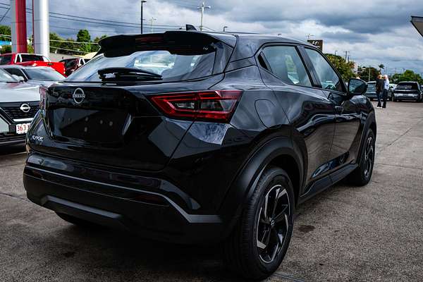 2024 Nissan JUKE ST+ F16