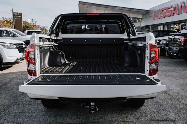 2025 Nissan Navara PRO-4X D23 4X4