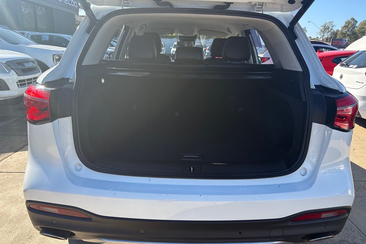2023 MG HS Excite SAS23