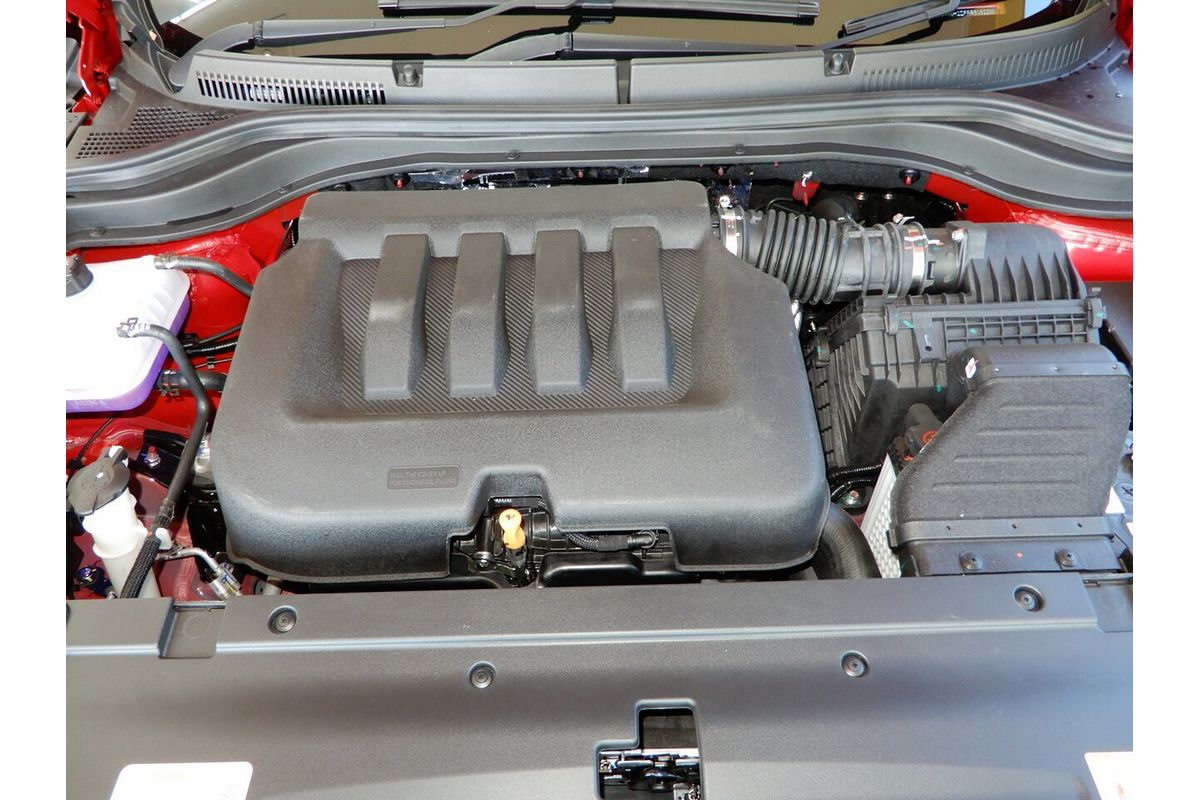 2025 Mahindra XUV700 AX7L MY25