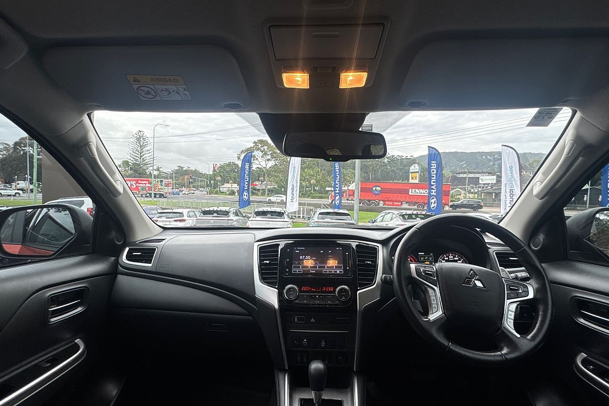 2022 Mitsubishi Triton GSR MR 4X4