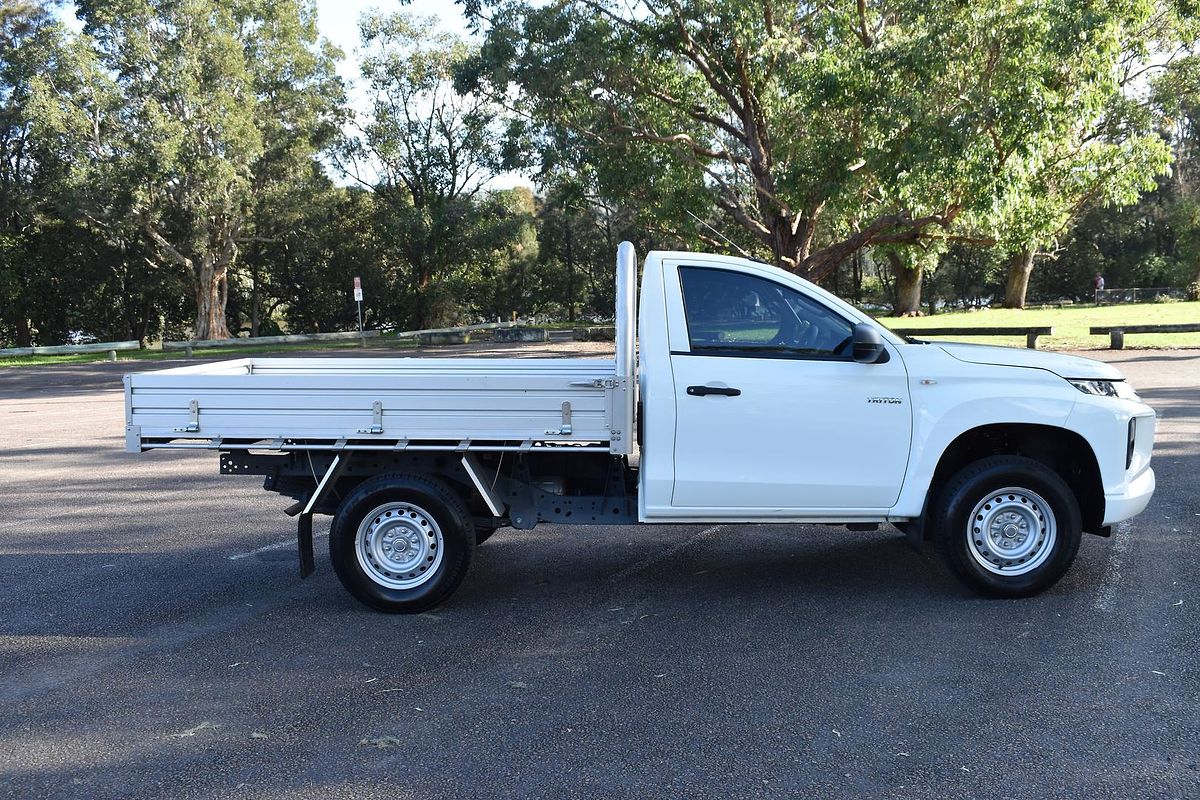 2022 Mitsubishi Triton GLX MR Rear Wheel Drive
