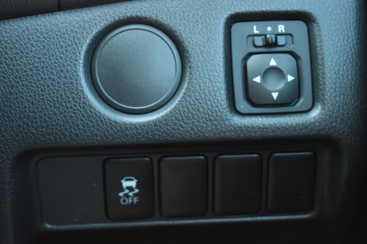 2022 Mitsubishi Triton GLX MR Rear Wheel Drive