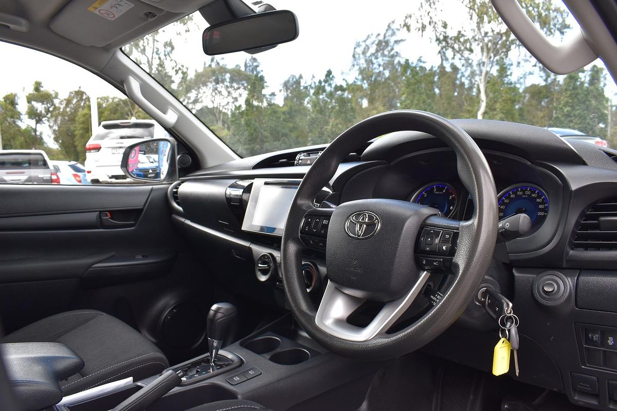 2019 Toyota Hilux SR GUN126R 4X4