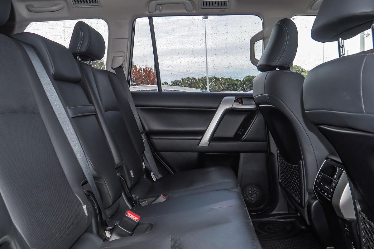 2017 Toyota Landcruiser Prado Kakadu GDJ150R