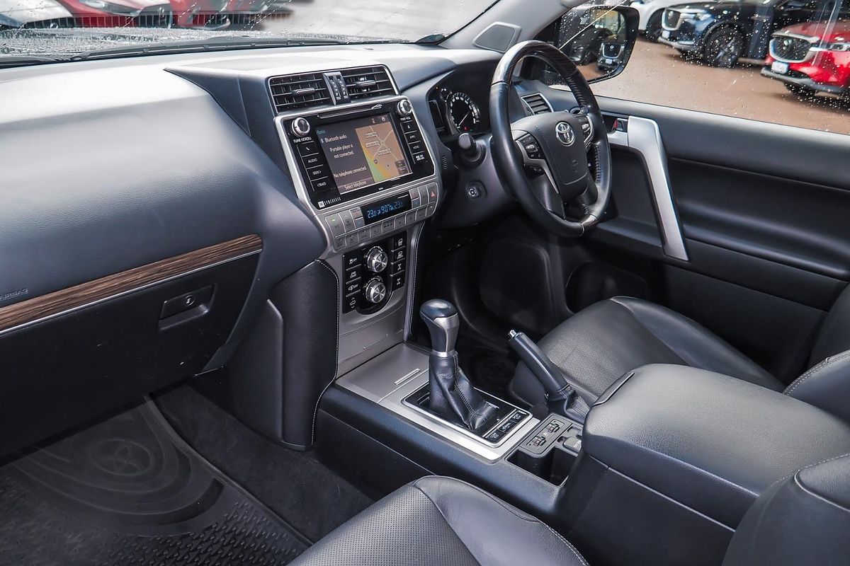 2017 Toyota Landcruiser Prado Kakadu GDJ150R
