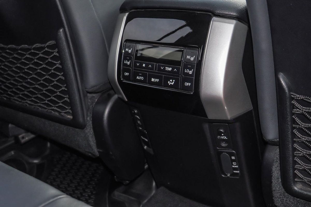 2017 Toyota Landcruiser Prado Kakadu GDJ150R