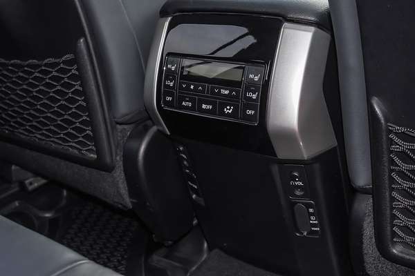 2017 Toyota Landcruiser Prado Kakadu GDJ150R