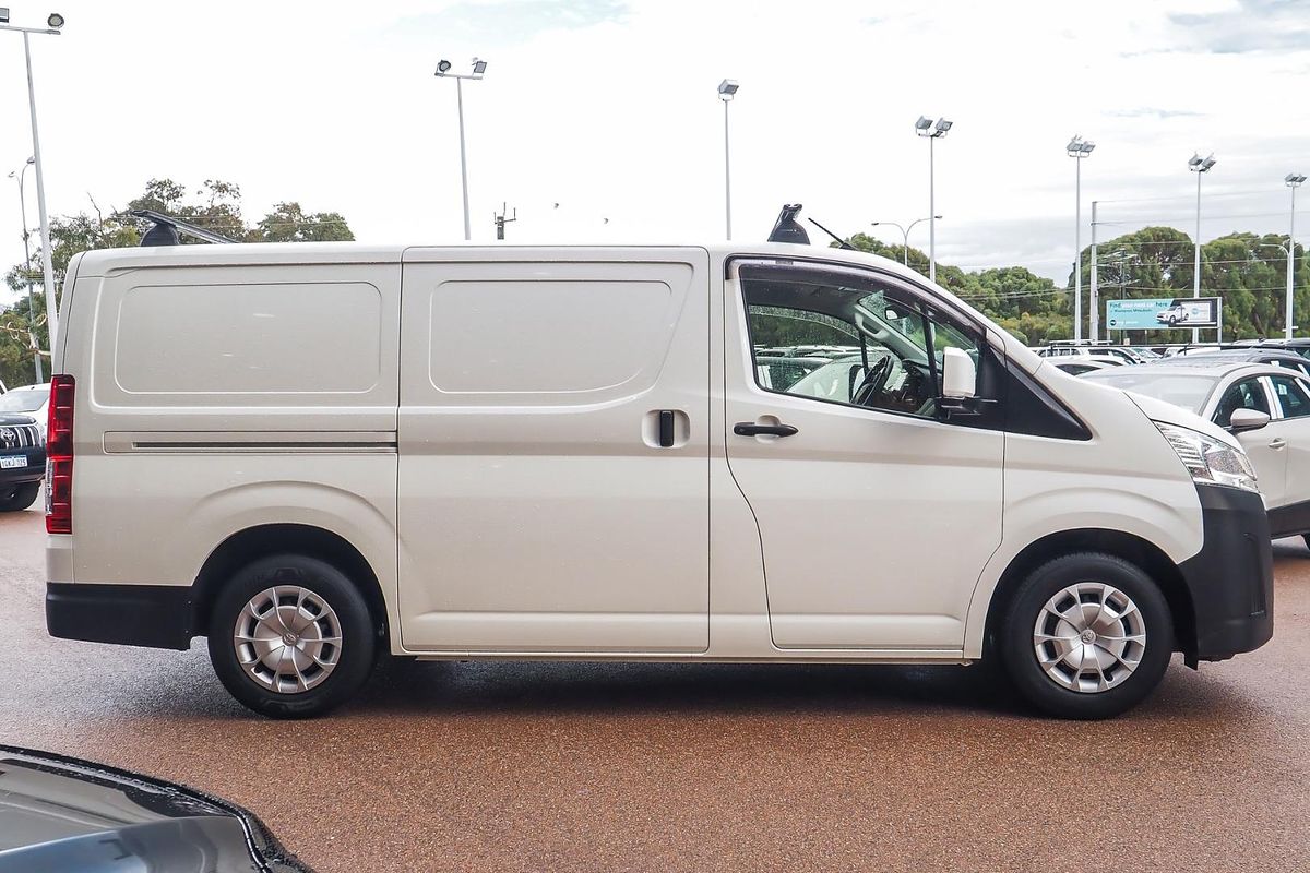 2020 Toyota Hiace GDH300R LWB