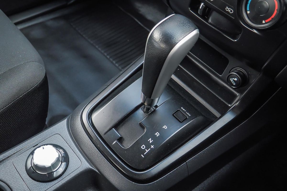 2017 Isuzu D-MAX SX 4X4