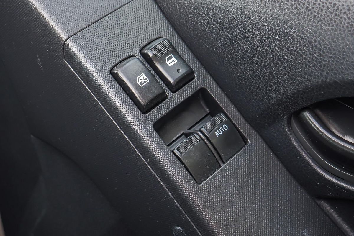 2017 Isuzu D-MAX SX 4X4