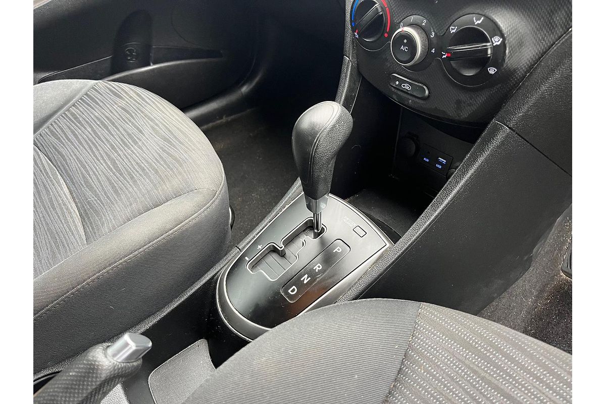 2016 Hyundai Accent Active RB4