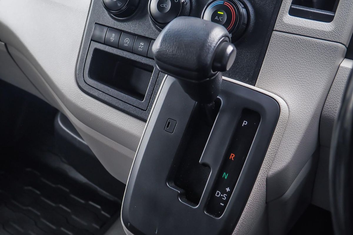 2020 Toyota Hiace GDH300R LWB