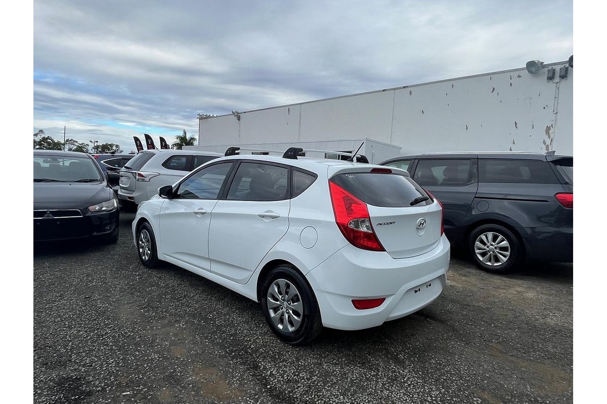 2016 Hyundai Accent Active RB4
