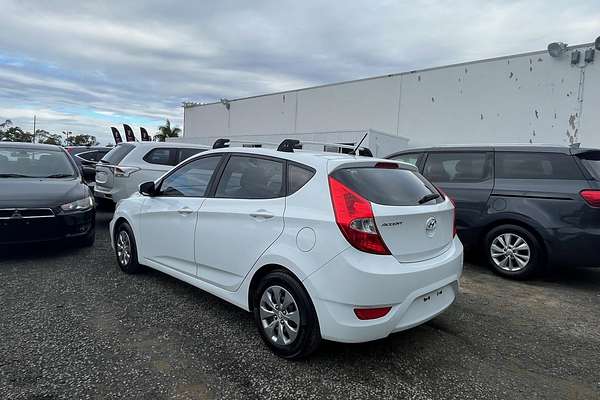 2016 Hyundai Accent Active RB4