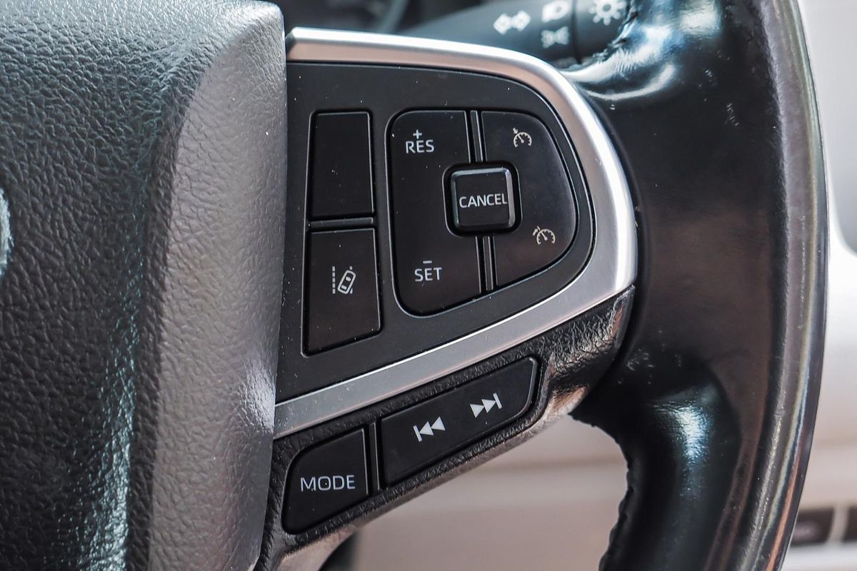2020 Toyota Hiace GDH300R LWB