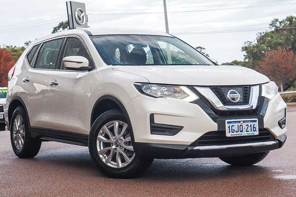 2017 Nissan X-TRAIL ST T32