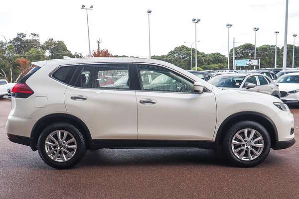 2017 Nissan X-TRAIL ST T32