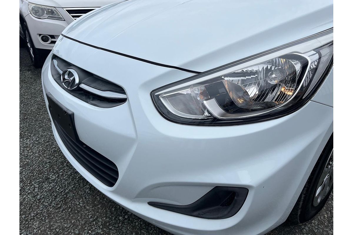 2016 Hyundai Accent Active RB4