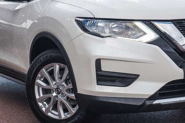 2017 Nissan X-TRAIL ST T32